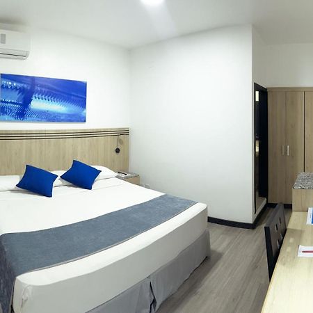 Hotel Mar Azul 만타 외부 사진