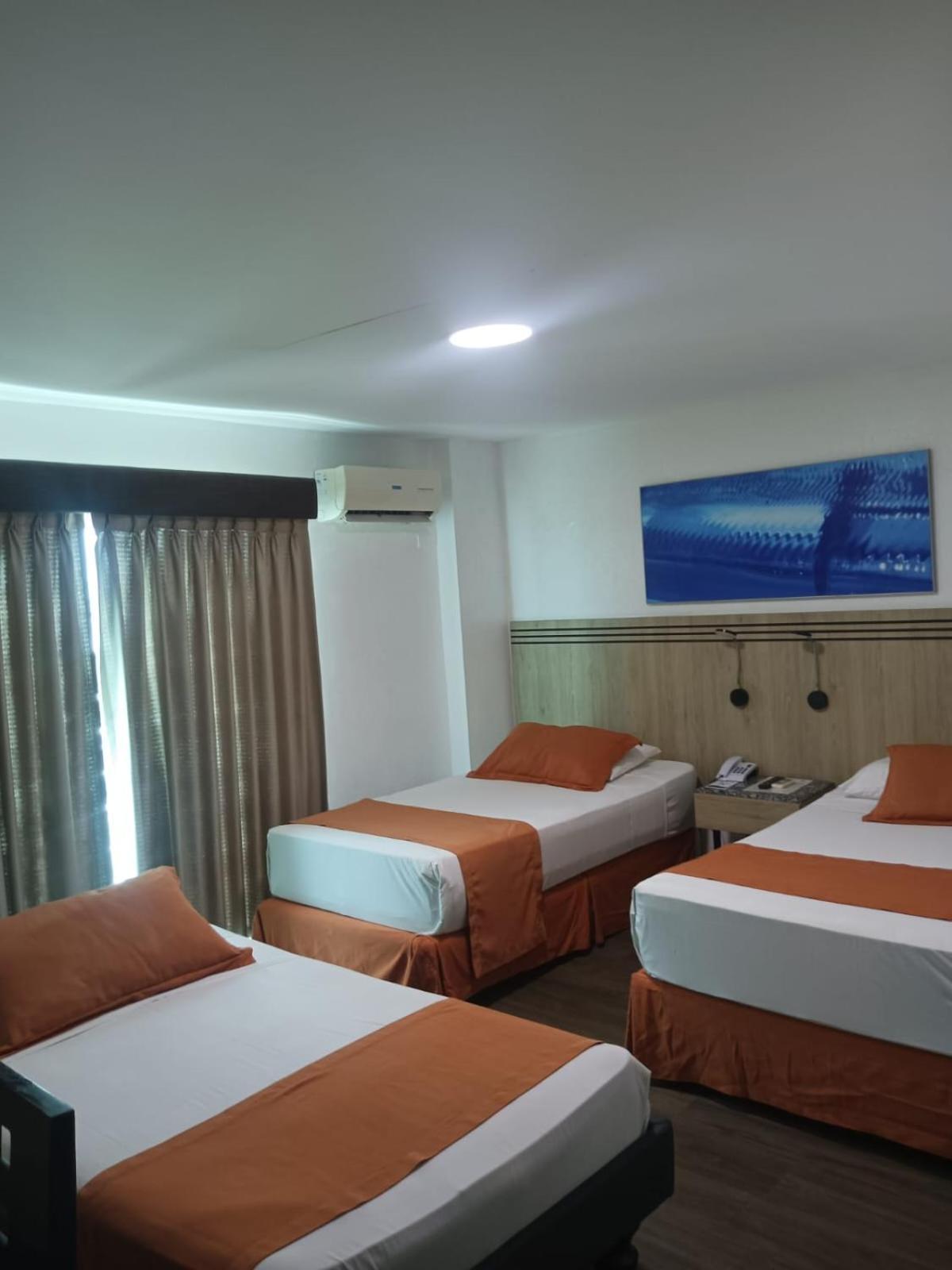 Hotel Mar Azul 만타 외부 사진