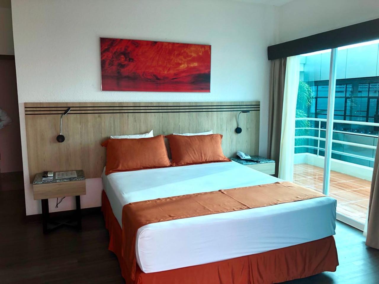 Hotel Mar Azul 만타 외부 사진
